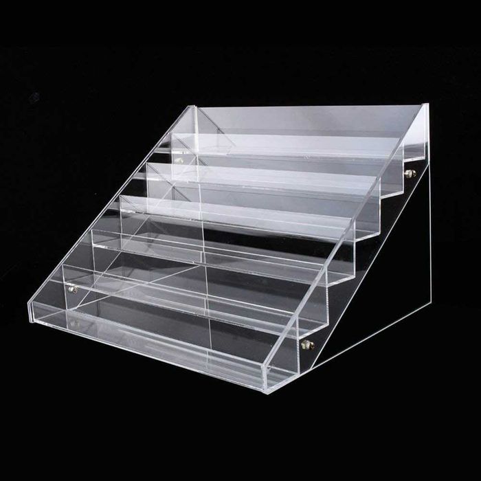 Мострен изложител за лакове L-66