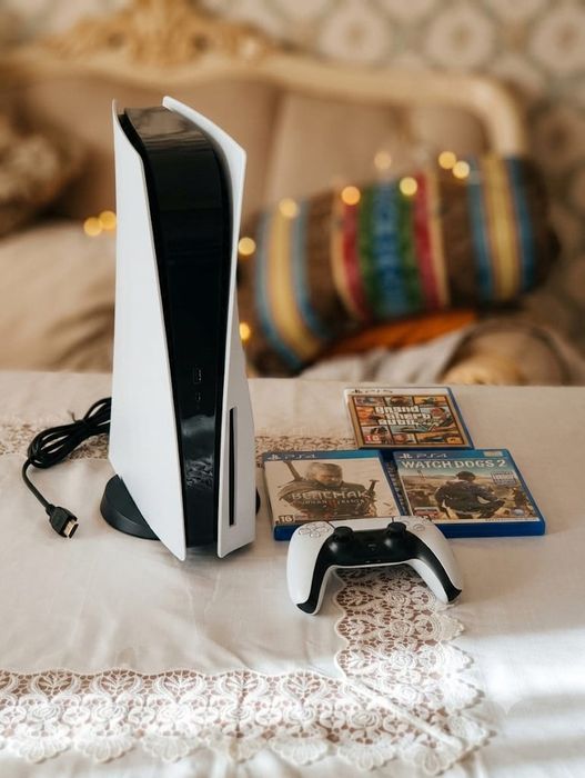 Sony PlayStation 5 (PS5 Fat с дисководом) + 3 игры