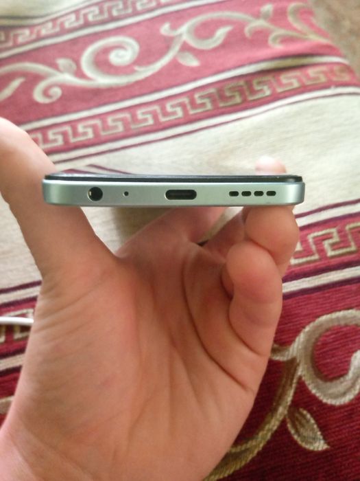 ViVo Y22 64гб+4 без горантии