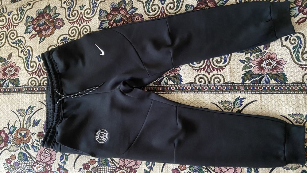 Штаны найк теч флис псж