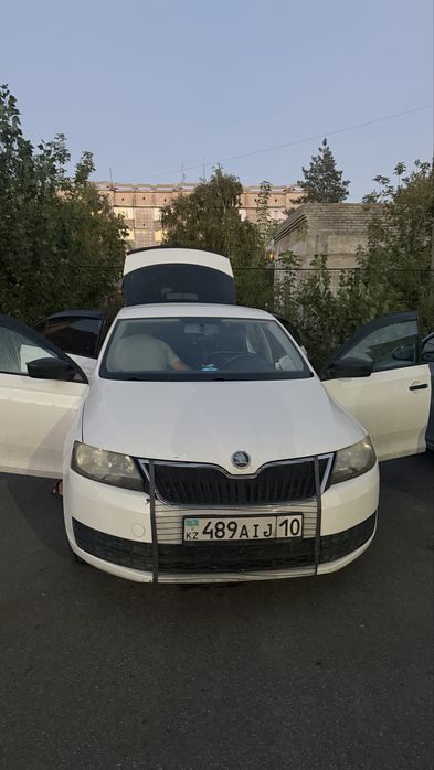 Продам   машину   Skoda