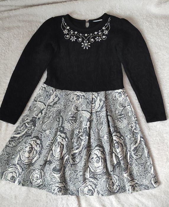 Официални детски роклички и облекла