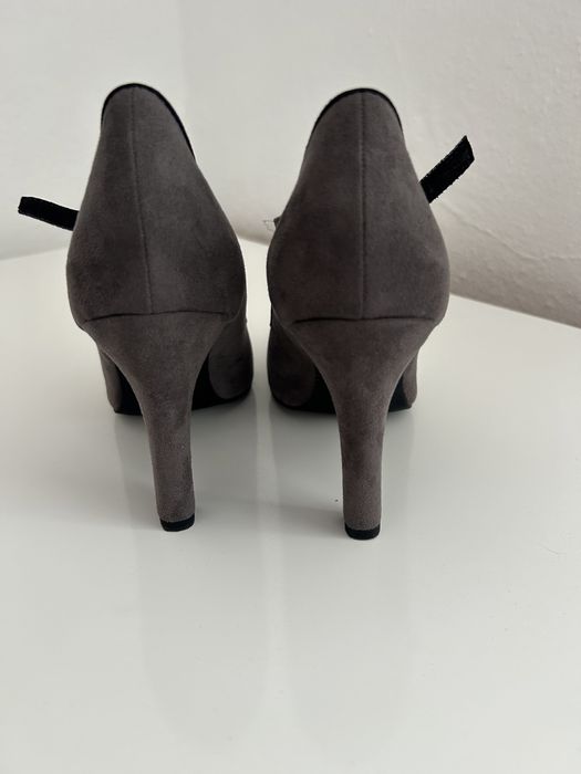 Туфли новые замшевые