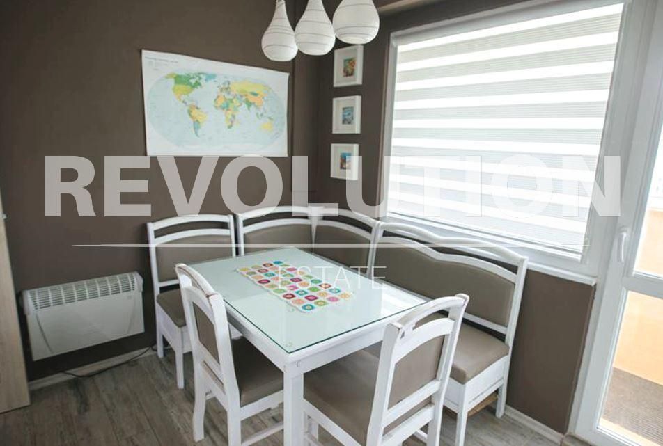 Дава се под наем Тристаен апартамент в Варна, Чайка - 90 кв.м за 650 € - Снимка #3