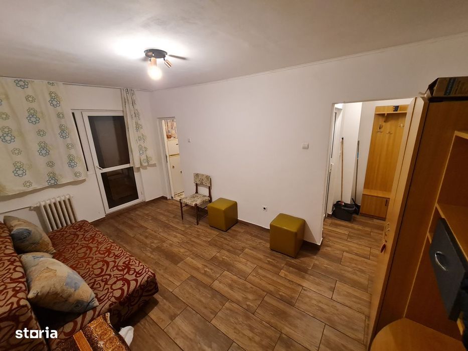 Inchiriez Garsoniera Confort 1 Moderna cu Balcon Micalaca Simfoniei