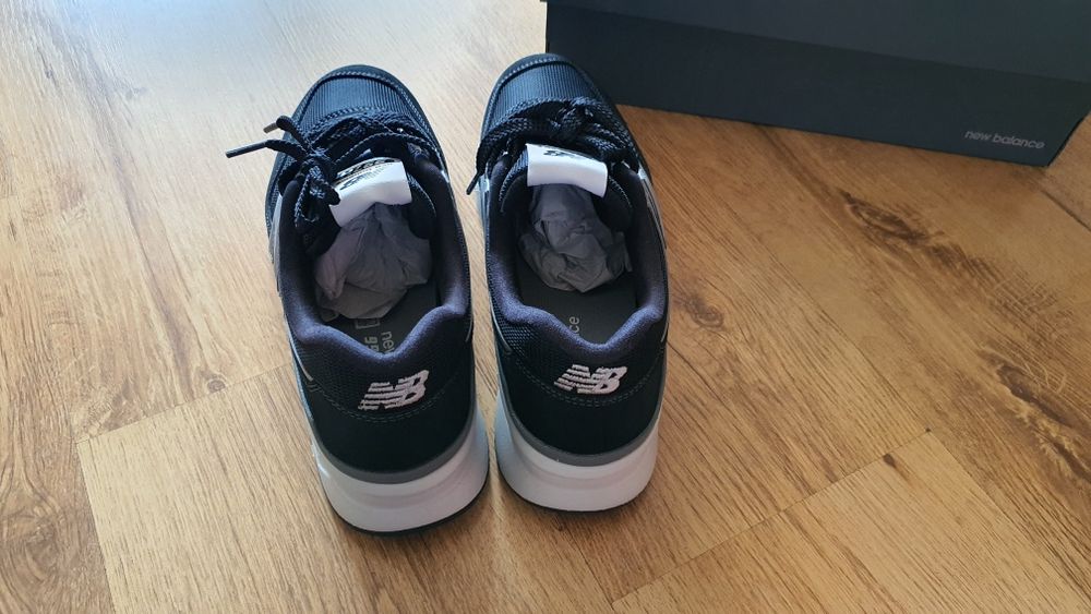 Adidasi Barbati New Balance 997H Nr. 43 Piele Originali Noi In Cutie