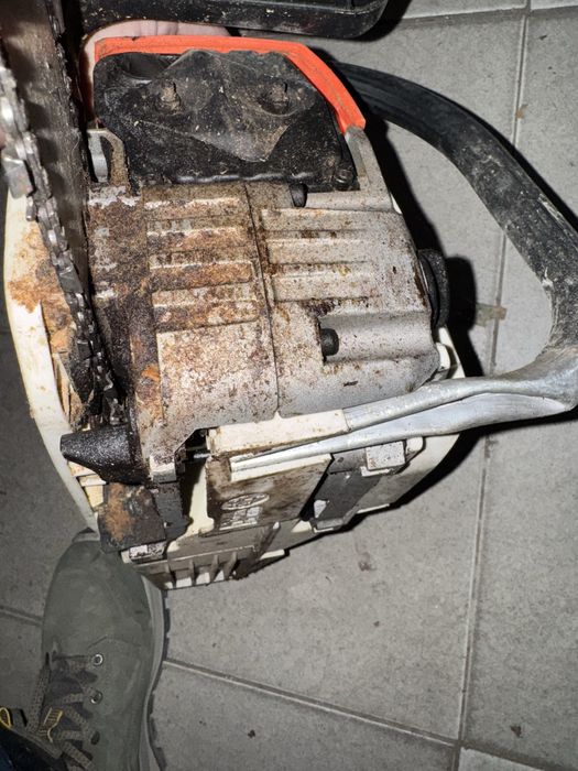 китайска бензинова резачка за дърва