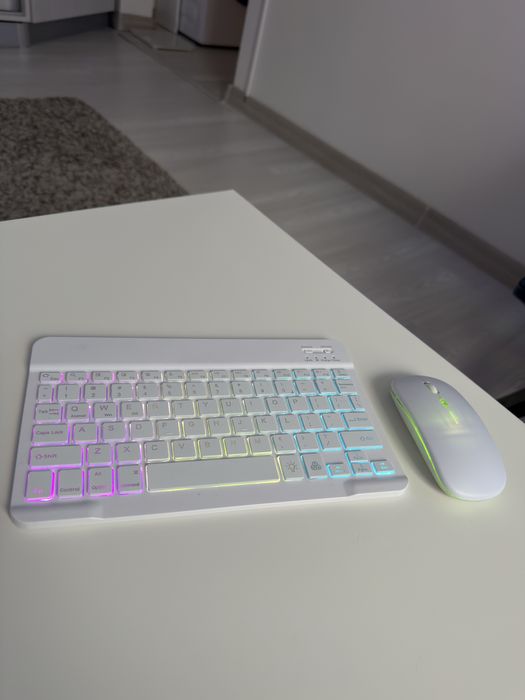 Tastatura si mouse Bluetooth LED RGB slim Usb C