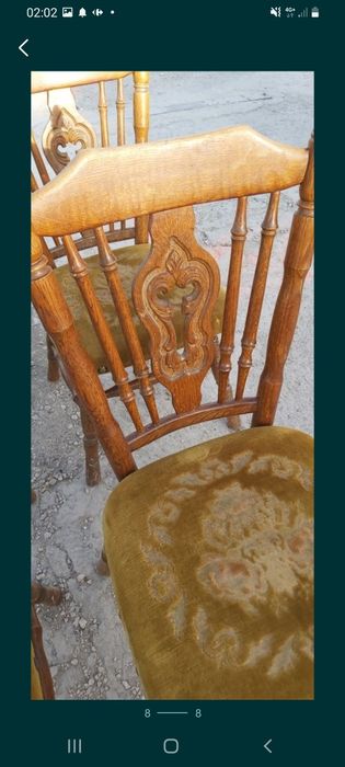 Scaune  vechi  sculptate set de 4