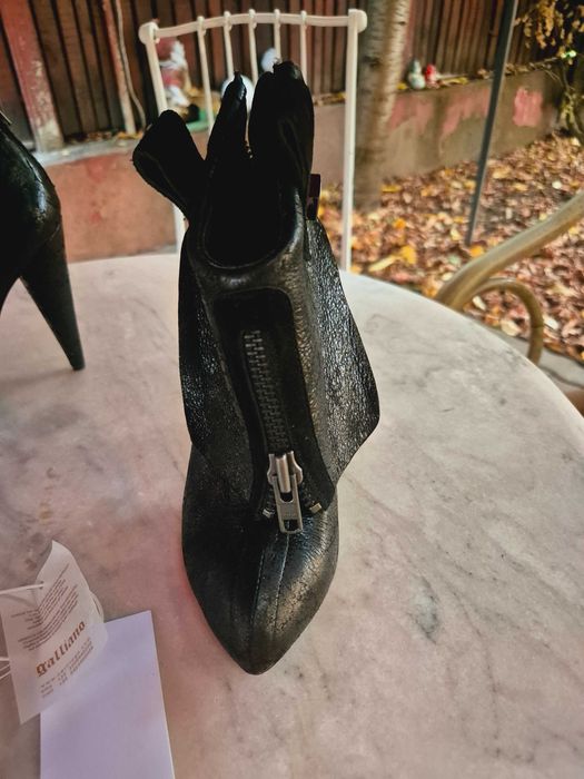 Vand Botine Galliano,  marimea 38