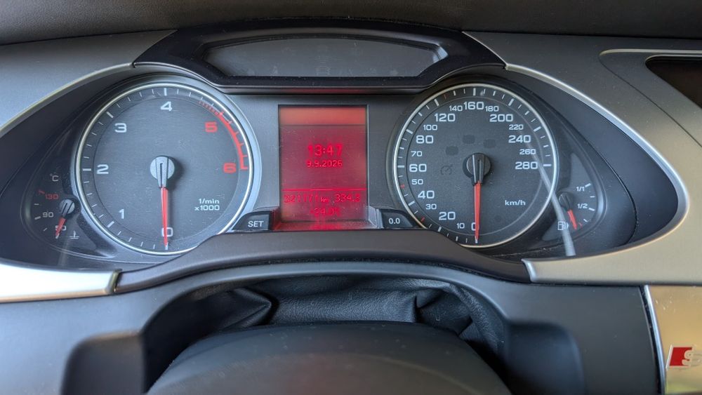 Audi A4 B8 2.0 TDI