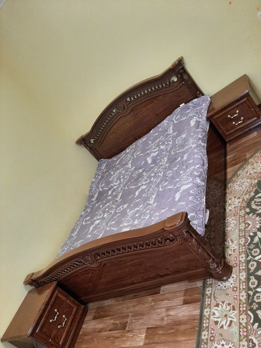 Спальный гарнитур