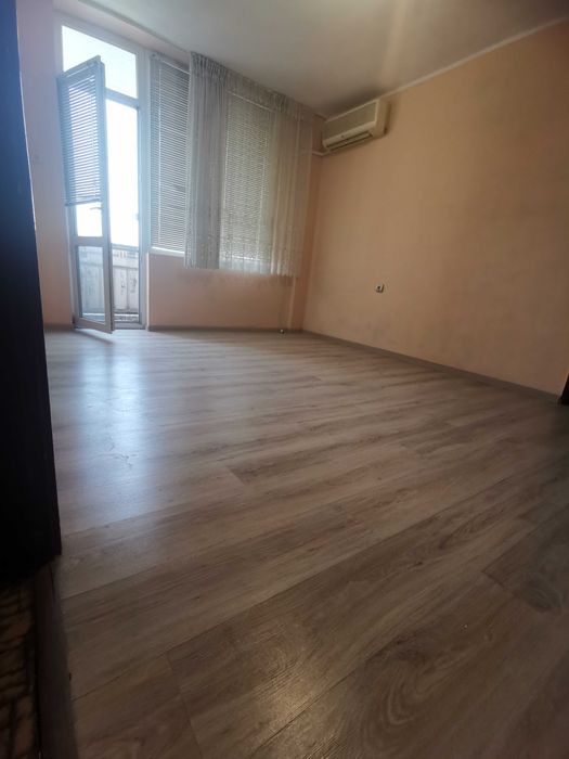 Продава се Тристаен апартамент в Пазарджик, Изток - 86 кв.м за 593 €/кв.м - Снимка #3