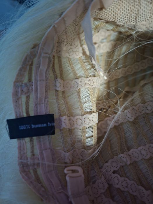 Peruca blonda din par natural 100% + suport CADOU