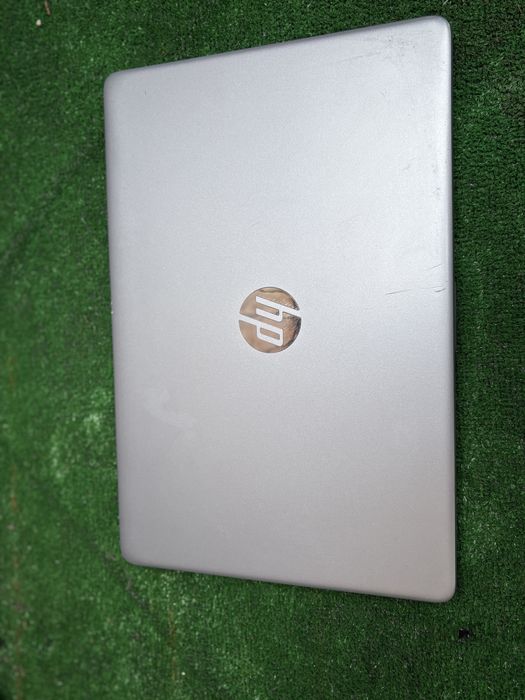 Vand Laptop HP in stare foarte buna