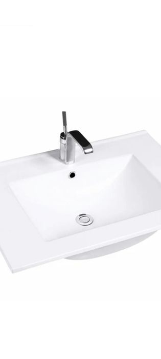 Lavuar chiuveta baie