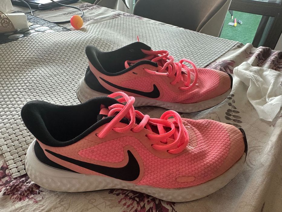 Маратонки Найк 36