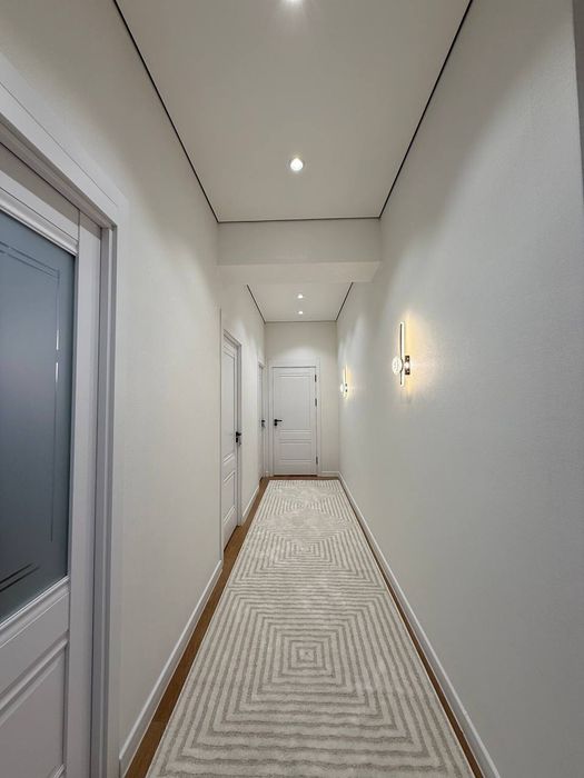 ПРОДАЁТСЯ квартира Юнусабад 11 квартал Новостройка  Ж/К Comfort House