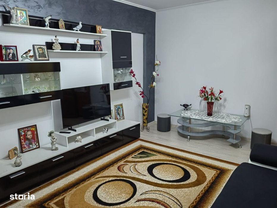 Apartament 3 camere etaj 2, zona Vidin, renovat 2022 — fotografia 3