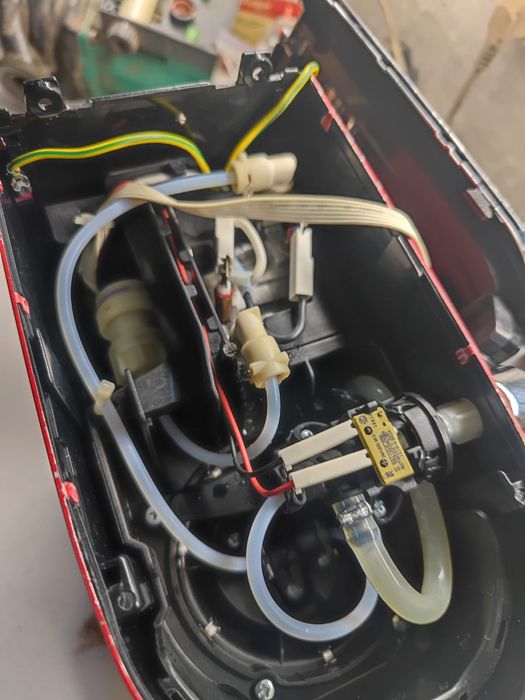 Кофемашина делонги.