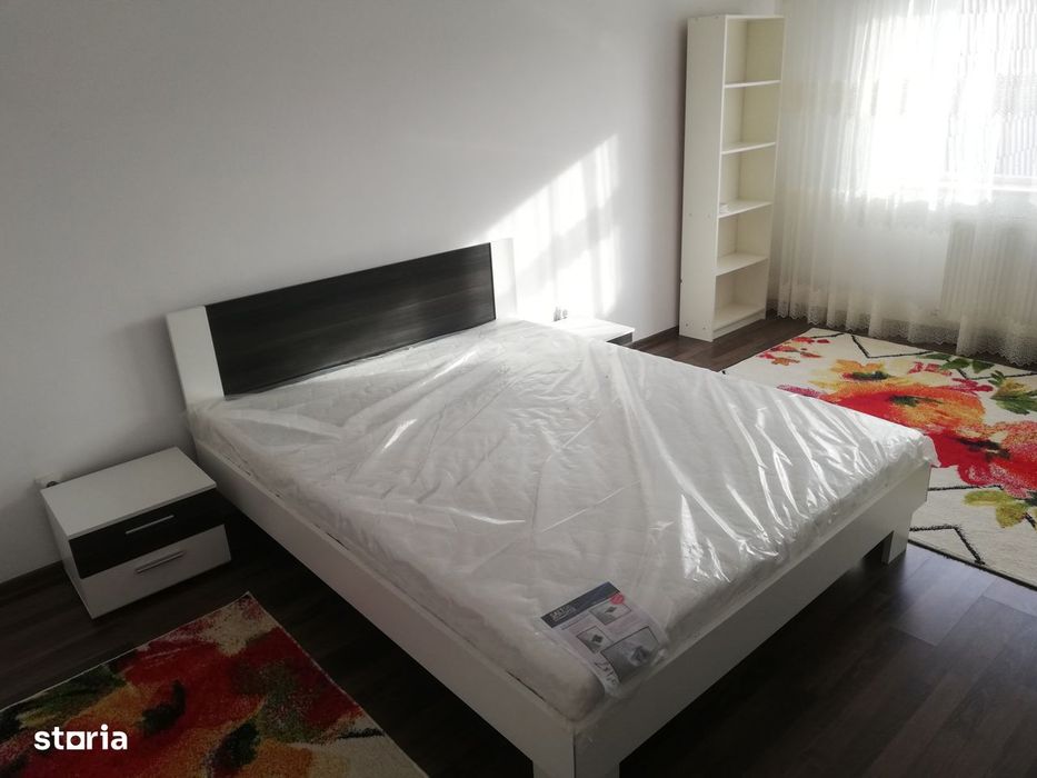 Vand apartament 2 camere decomandate, Intre-Lacuri, Str Muresului