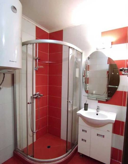 Дава се под наем Двустаен апартамент в Бургас, Зорница - 60 кв.м за 255 € - Снимка #2