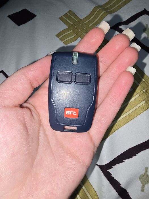 Ușa de garaj gri antracit 2.60 L X 2.25 H