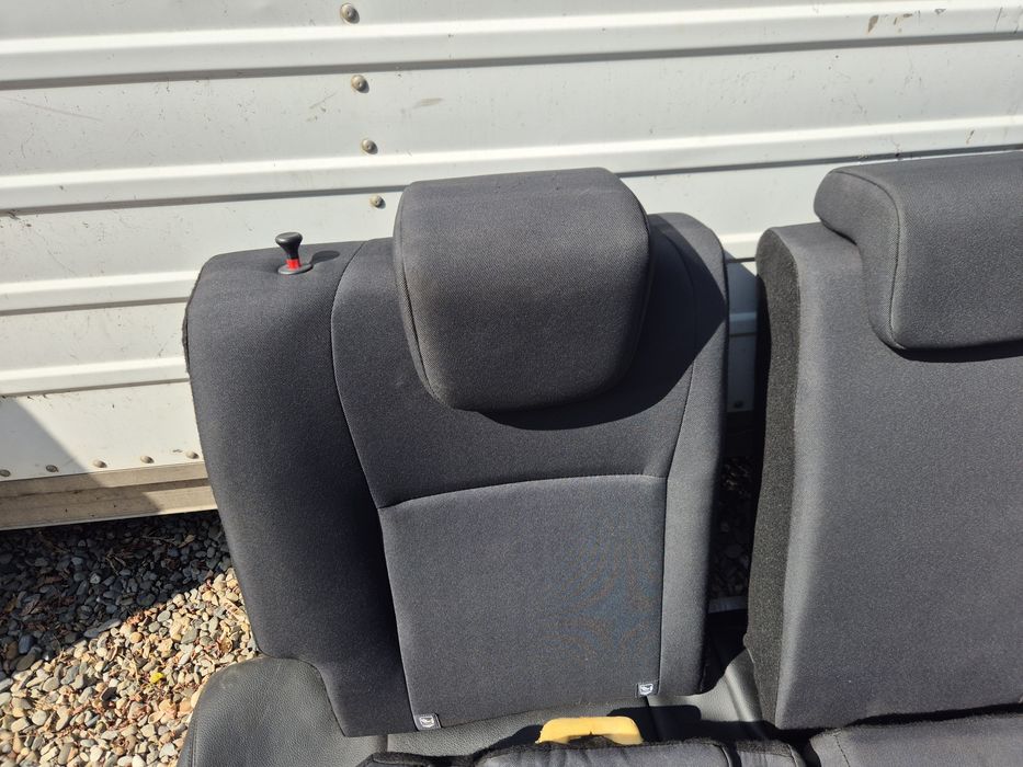 Banchete Spate Toyota Yaris 3 Hybrid  2013-2019