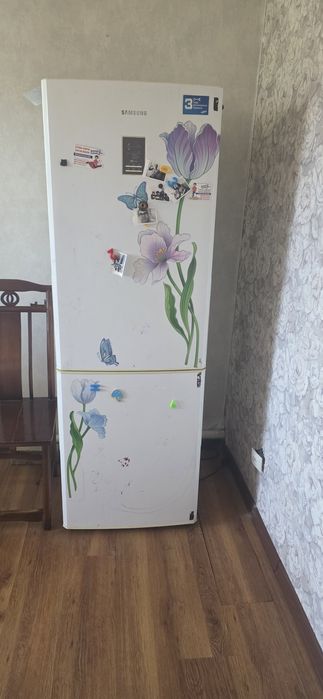 Холодильник самсунг