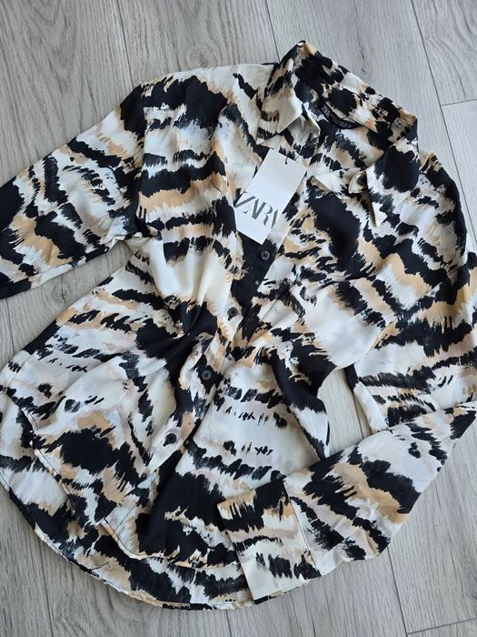 Vand lot haine zara noi cu eticheta