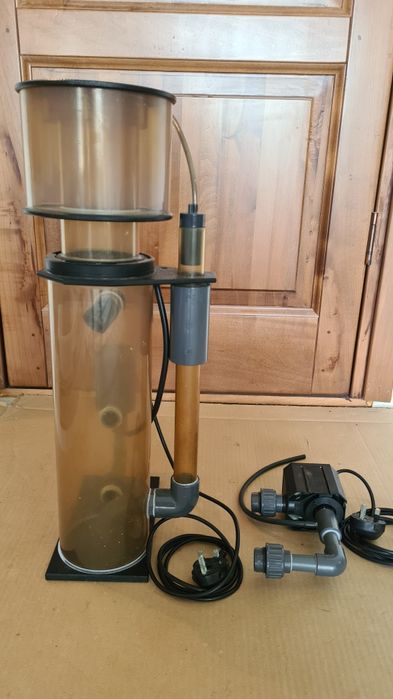 Spumător de proteine pentru acvarii