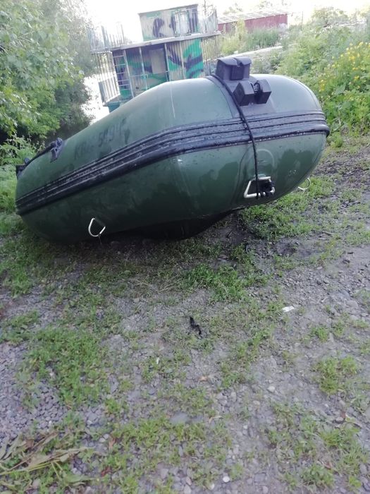 Продам лодку ПВХ.