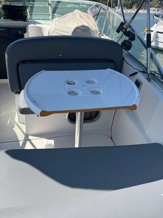 Продава се лодка Sessa Oyster 25, в добро състояние