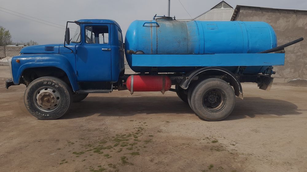 Zil vodavoz sotiladi