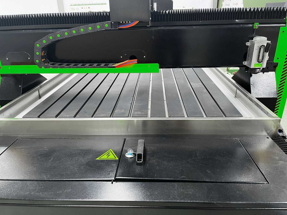 CNC Рутер за гравиране на камък Vietto ТS 1212 – STONE