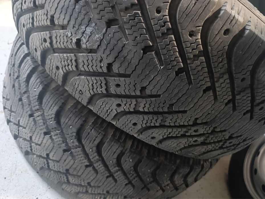 Зимние шины GoodYear 265/60 r18