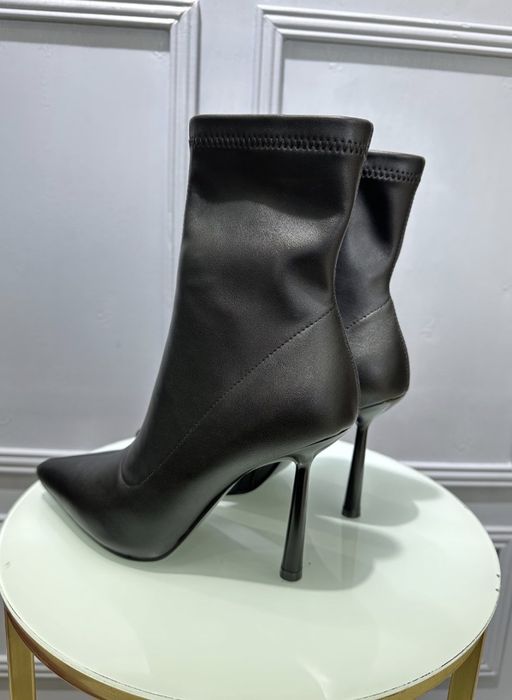 Ботильоны Valentina черный