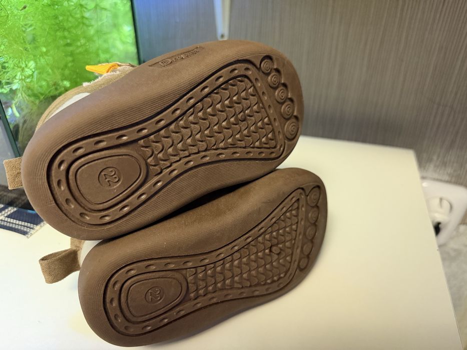 Ботинки новые одевали 2 раза