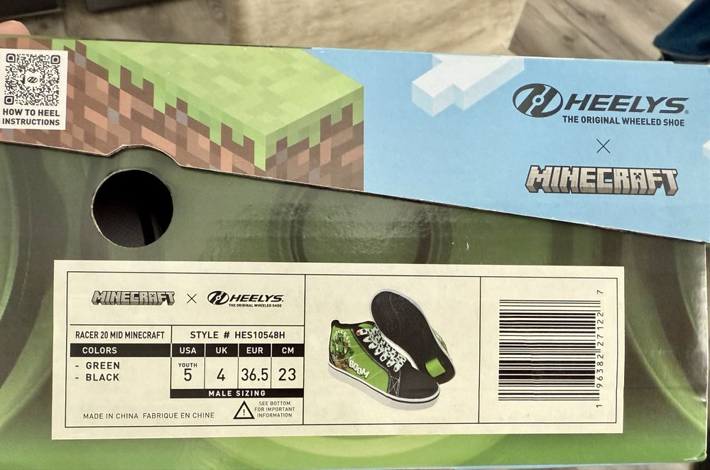 Adidasi cu role Minecraft