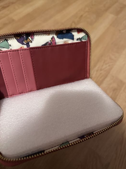 Portofel Loungefly Disney Frumoasa și Bestia