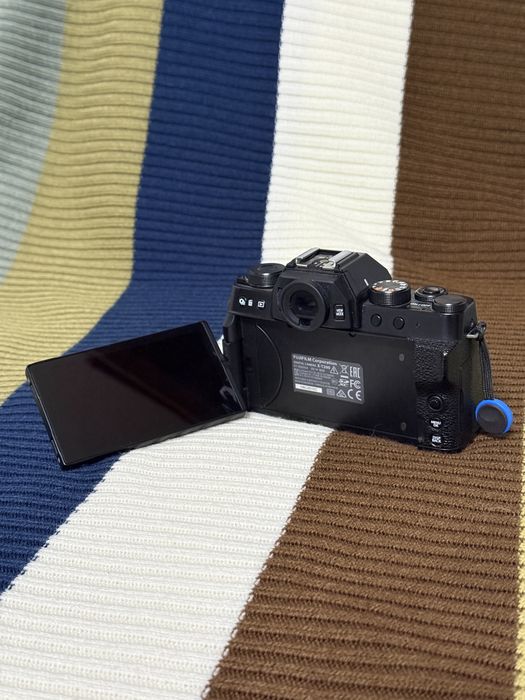 FujiFilm X-T200 Body + Lens Kit