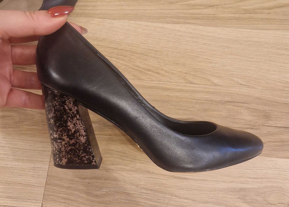 Елегантни обувки