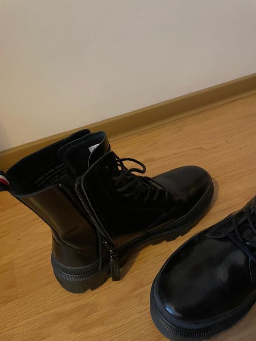 Ghete Palladium PALLATROOPER OFF-1 NOI mărime 40 Unisex