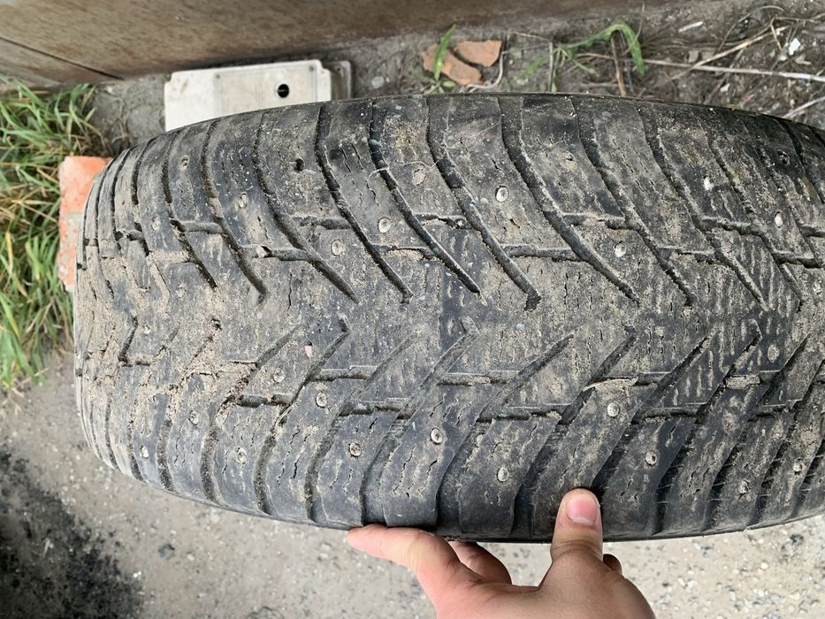 Продам шины шипы и липа