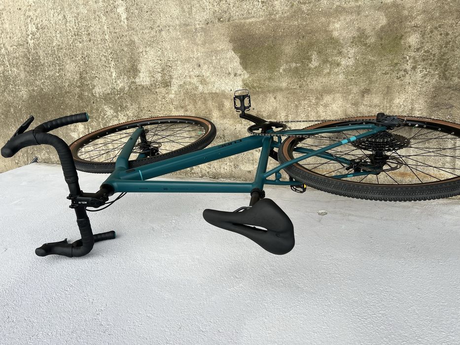 Bicicleta Cube Nuroad One Poseidongreen GRAVEL/cursiera