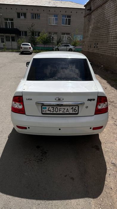 Продам приору люкс