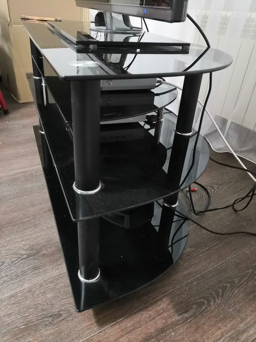 Подставка под ТВ