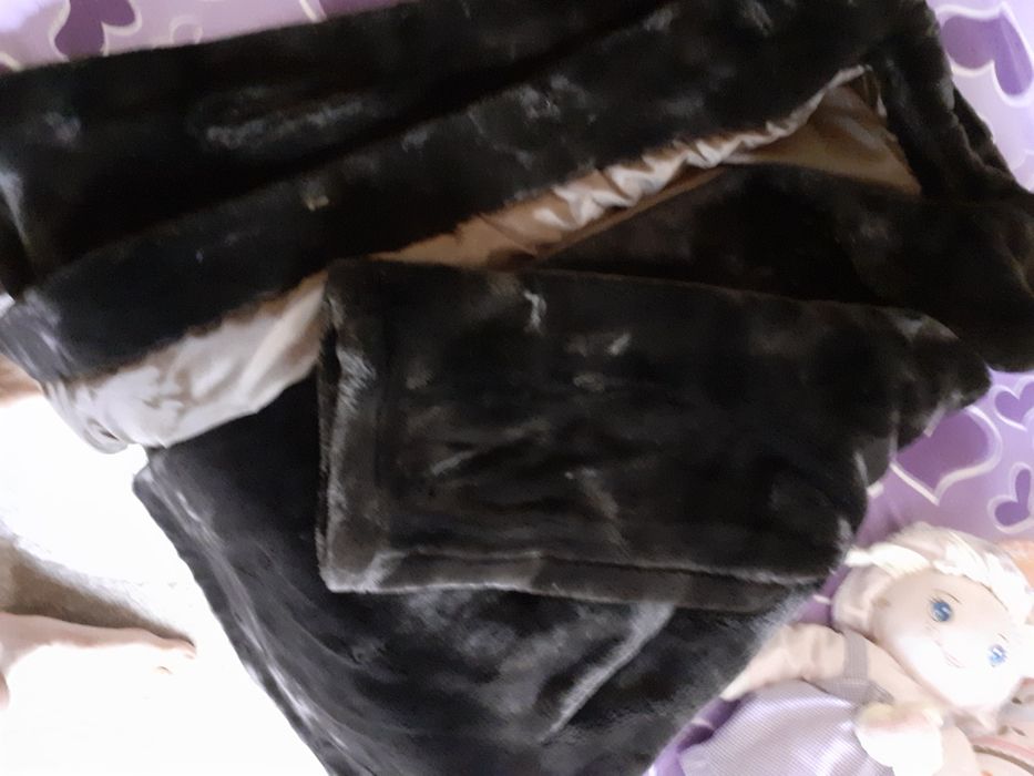 Haina blana sintetică măr 50 culoare maro