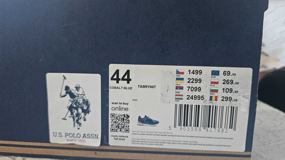 !КОЛЕДНА ОФЕРТА!Сникърси US.POLO ASSN.     !44 номер!