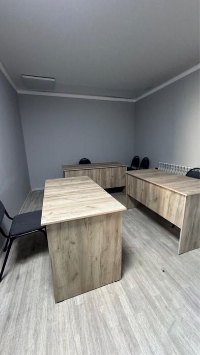 Продается 2 стола ,в отличном состоянии